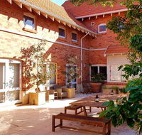 Chateau Cottesloe by the beach - Holiday Jervis Bay