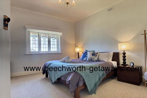 Cherry Blossom Cottage - Beechworth-Getaways - Holiday Jervis Bay 2