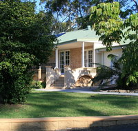 Colin's Garden - Holiday Jervis Bay