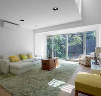 Comfy holiday house with poolRosanna - Holiday Jervis Bay