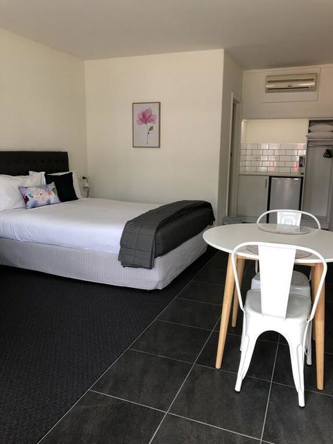 Commodore Motor Inn - Holiday Jervis Bay 3