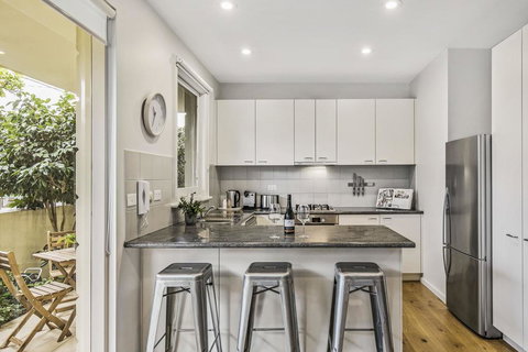 Convenient And Quiet In Sophisticated Malvern - Holiday Jervis Bay 1