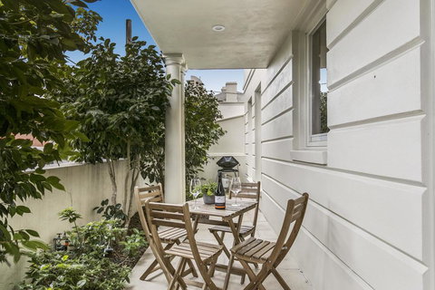 Convenient And Quiet In Sophisticated Malvern - Holiday Jervis Bay 2