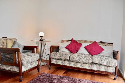 Cosy 1 Bedroom Apartment In Trendy Northcote - Holiday Jervis Bay 1