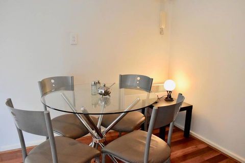 Cosy 1 Bedroom Apartment In Trendy Northcote - Holiday Jervis Bay 3