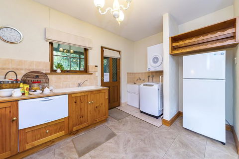Country Pleasures Bed And Breakfast - Holiday Jervis Bay 3