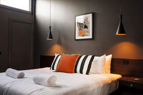 Criterion Hotel Sale - Holiday Jervis Bay 1