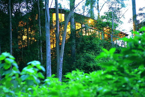 Crystal Creek Rainforest Retreat - Holiday Jervis Bay 1