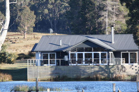 Currawong Lakes Tasmania - Holiday Jervis Bay 0