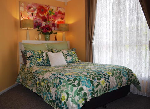 Cutmore Cottages - Bagala Bungalow - Holiday Jervis Bay 2