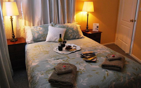 Cutmore Cottages - Meurants Manor - Holiday Jervis Bay 2