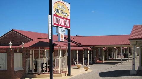 Dalby Mid Town Motor Inn - Holiday Jervis Bay 0