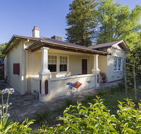 Darling House Castlemaine - Holiday Jervis Bay