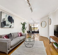 Darlinghurst One Bedroom Modern Self-Contained Apartment with parking - easy access to Sydney CBD 45 PEL - Holiday Jervis Bay