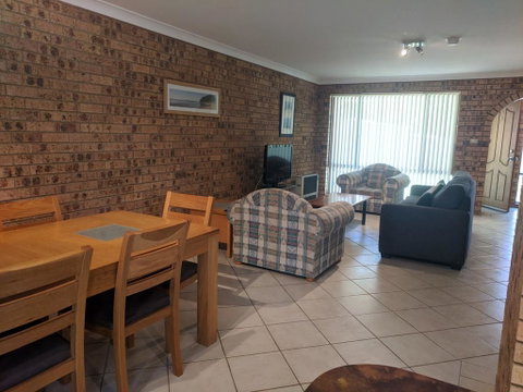 DAVIES STREET 3/14 MOLLYMOOK - Holiday Jervis Bay 1