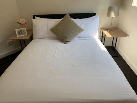 Delicate And Peaceful Bundoora Townhouse 12 - Holiday Jervis Bay 2