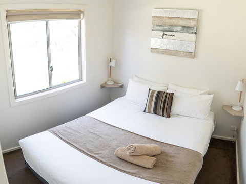 Deniliquin Riverside Caravan Park - Holiday Jervis Bay 3