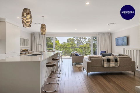 DESIGNER HOLIDAY BEACH PAD // 4 BED // COPA - Holiday Jervis Bay 0