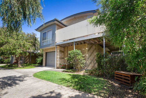DRIFTWOOD VILLA - Free Wifi, Walk To Beach - Holiday Jervis Bay 0