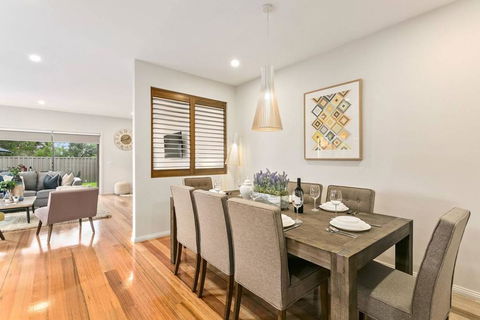 Dromana Beach House For Two Families. - Holiday Jervis Bay 0