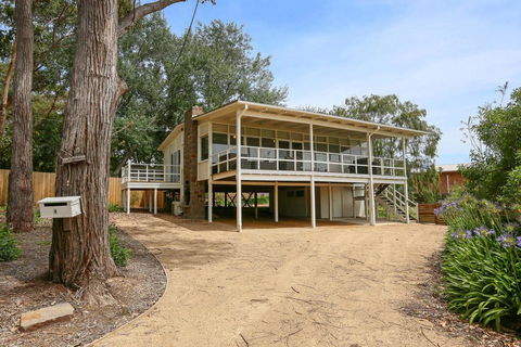 DROMANA BEACH SHACK... - Holiday Jervis Bay 1