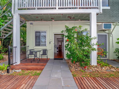 Easy Going Holiday Unit On McKenzie MK4 - Holiday Jervis Bay 2