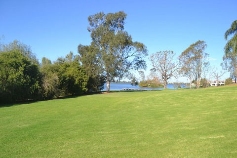 ELSINOR Townhouse 10 Mulwala - Holiday Jervis Bay 2