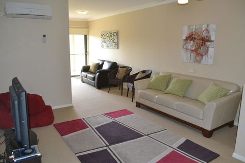 ELSINOR Townhouse 8 Mulwala - Holiday Jervis Bay 3