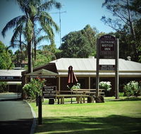 Eltham Motor Inn - Holiday Jervis Bay