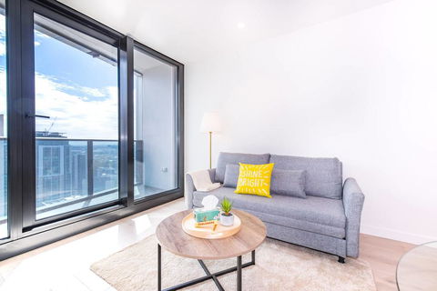 EQ Tower Luxury 1 Bedroom Central Melbourne - Holiday Jervis Bay 2