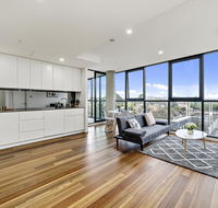 Executive City-centre Apartment with Parking - Holiday Jervis Bay