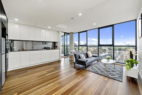 Executive City-centre Apartment With Parking - Holiday Jervis Bay 0