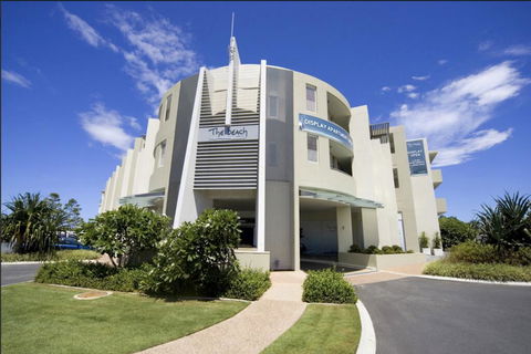 EXTRA LARGE 2 Bed Apartment - 3 Pools And Spa - Mountain View - BEACHFRONT LOCATION CABARITA BEACH - Holiday Jervis Bay 1