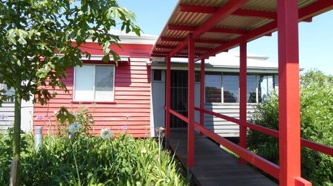 Flame Hill Vineyard - Holiday Jervis Bay 3