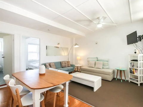 Funky 1 Bedroom Beach Pad By The Beach - Holiday Jervis Bay 1