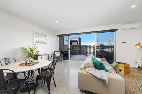 G149 - Apt 2 - Holiday Jervis Bay 2