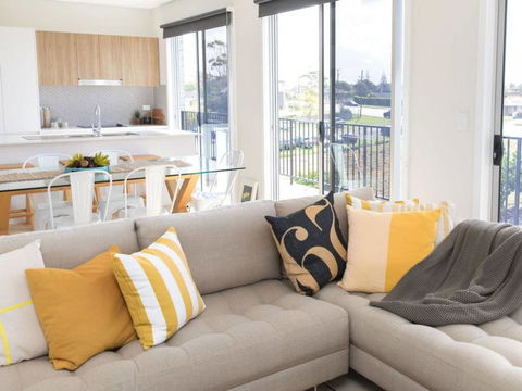 G149 Apartment 4 - Holiday Jervis Bay 0