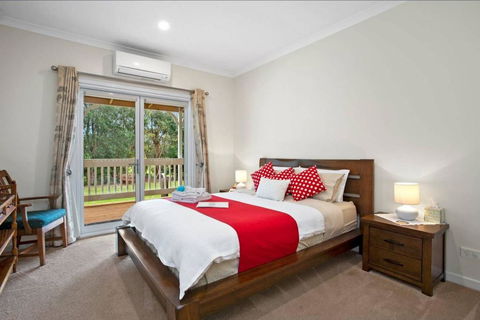 GALBRAITH BEACH STUDIO 1 - Holiday Jervis Bay 0