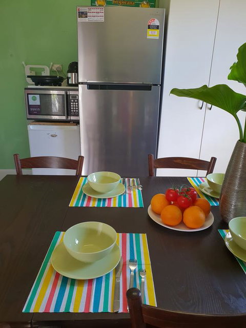 GIRLS ONLY. Large Bedroom With KING Bed, Close To Everything - Holiday Jervis Bay 3