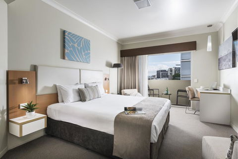 Grand Hotel And Apartments Townsville - Holiday Jervis Bay 2