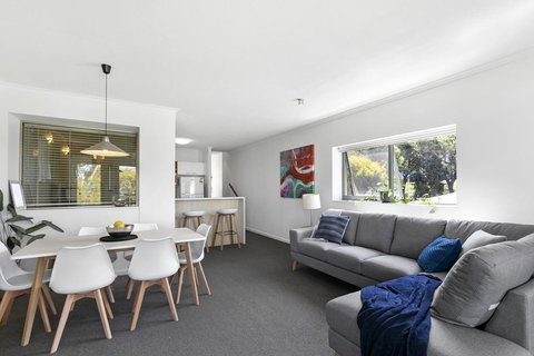 Grange 235 - Cumberland Lorne - Holiday Jervis Bay 1