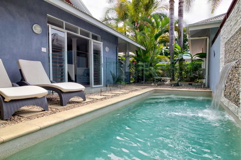 Hanalei Beach House Port Douglas - Holiday Jervis Bay 1