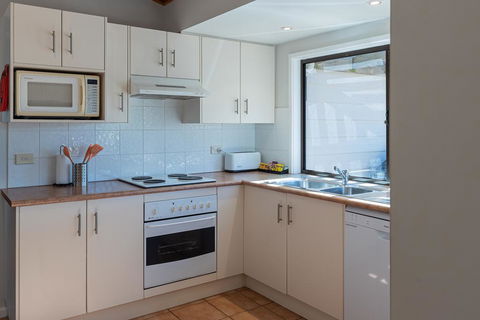 Hermitage Hideaway - Holiday Jervis Bay 1