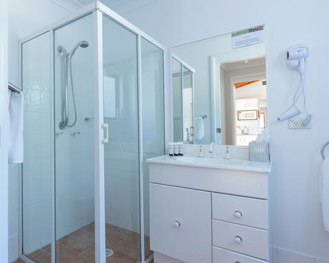 Hermitage Hideaway - Holiday Jervis Bay 3
