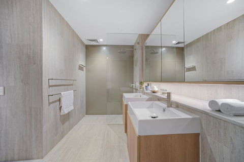 HomeHotel Ultra Luxurious 3 Bedroom Penthouse. - Holiday Jervis Bay 3