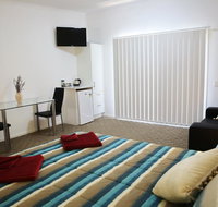 Honeybee - Country Accommodation - Holiday Jervis Bay