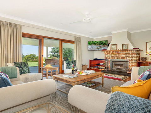 Jaspers Brush - Tranquil Gardens & Stunning Views - Holiday Jervis Bay 2
