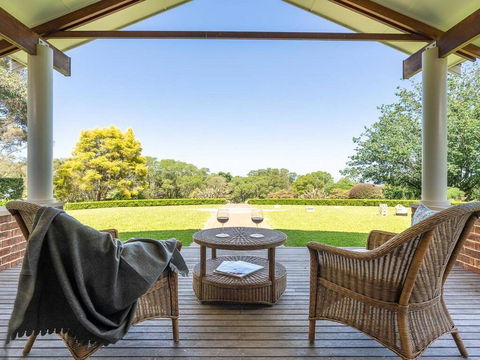 Jaspers Brush - Tranquil Gardens & Stunning Views - Holiday Jervis Bay 0