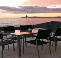 Jones's Beach House - perfect location with views - Holiday Jervis Bay