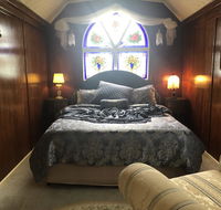 Krinklewood Cottage  Train Carriages - Holiday Jervis Bay